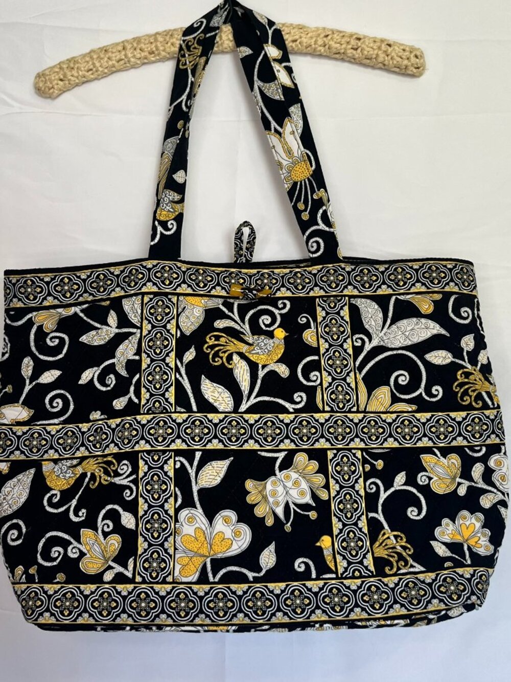 Vera Bradley Tic Tac Tote Purse Yellow Bird Handbag Toggle Closure Shoulder bag
